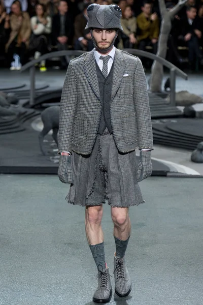 Look 9